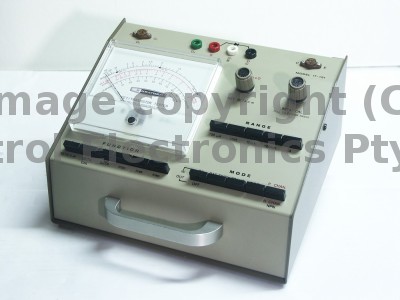 Heathkit IT121 transistor tester