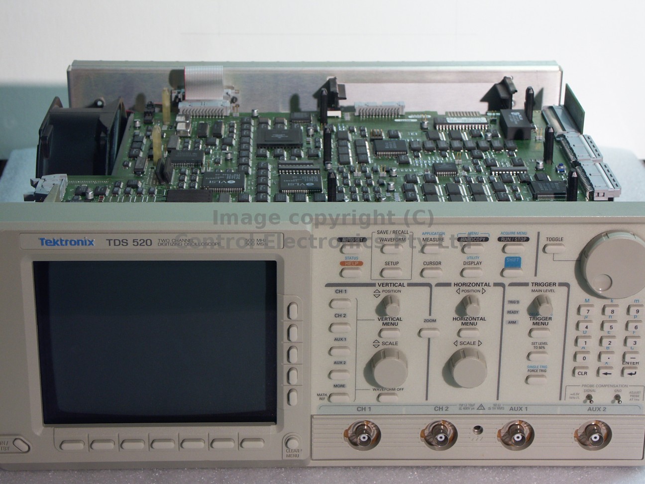 TDS520 front and top view