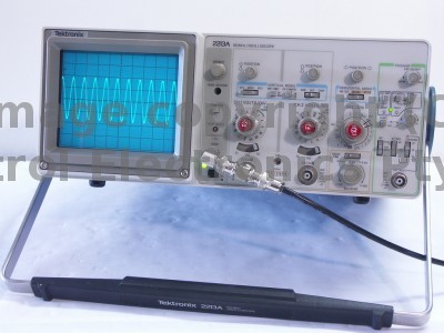 Tektronix 2213A image