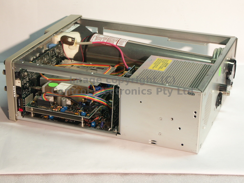 Tektronix 2236 internal view