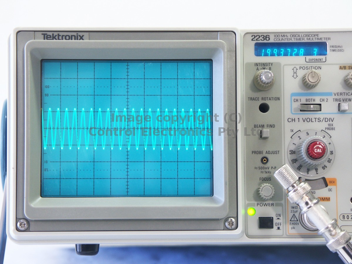Tektronix 2236 screen view