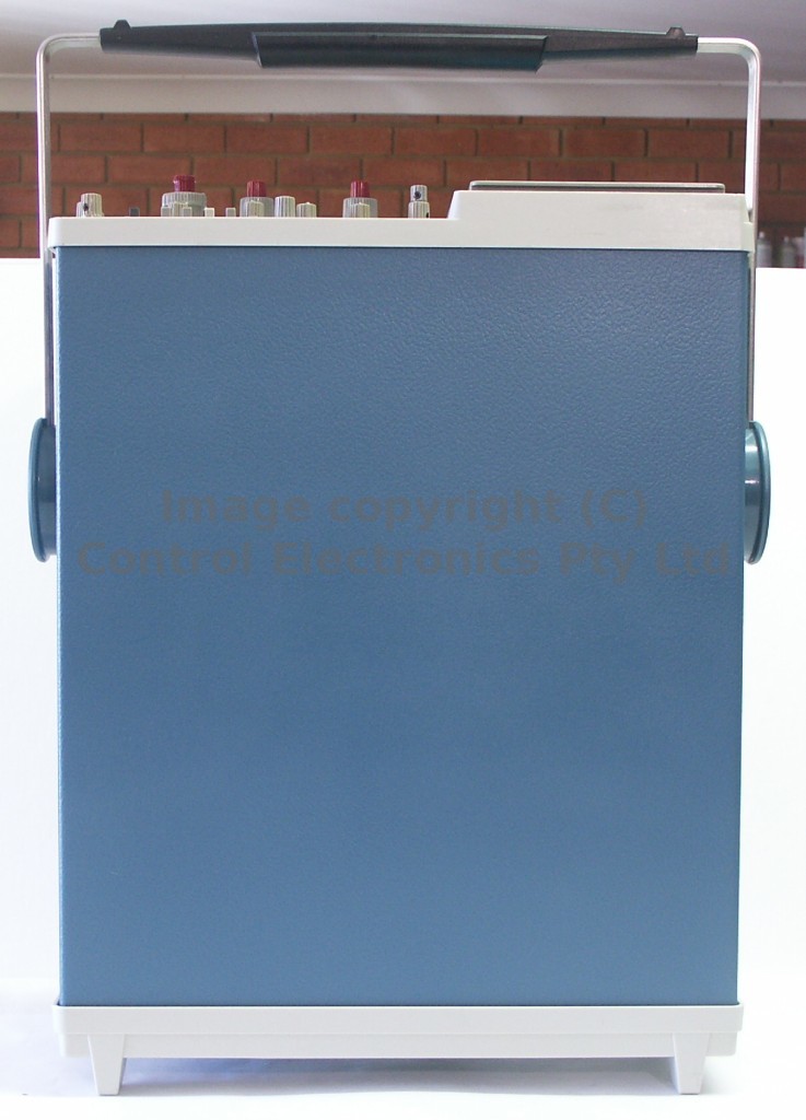 Tektronix 2236 top side view