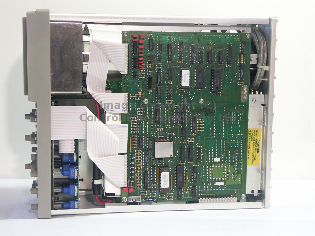 Tektronix 2246 internal view top