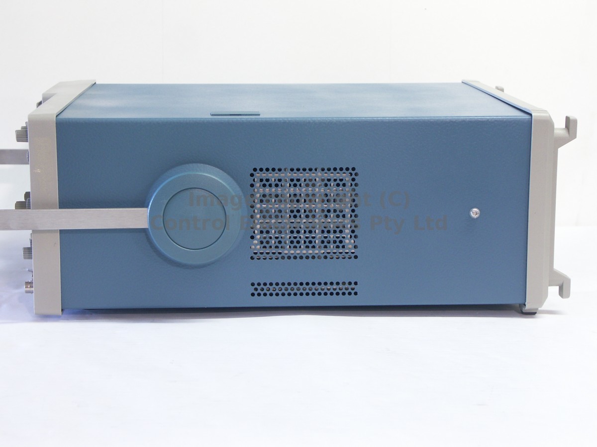 Tektronix 2246 side view