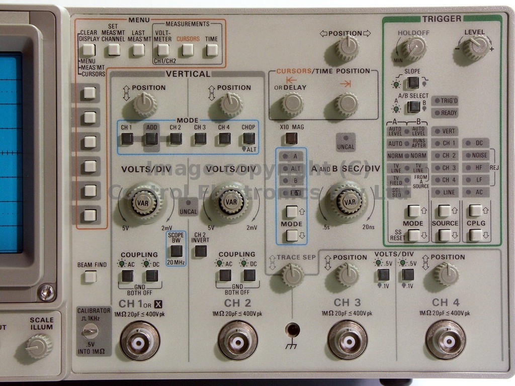 Tektronix 2246A controls