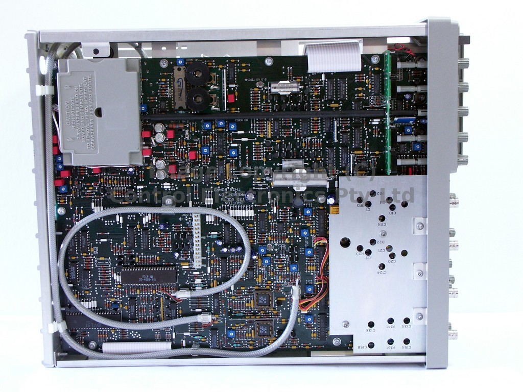 Tektronix 2246 internal view bottom