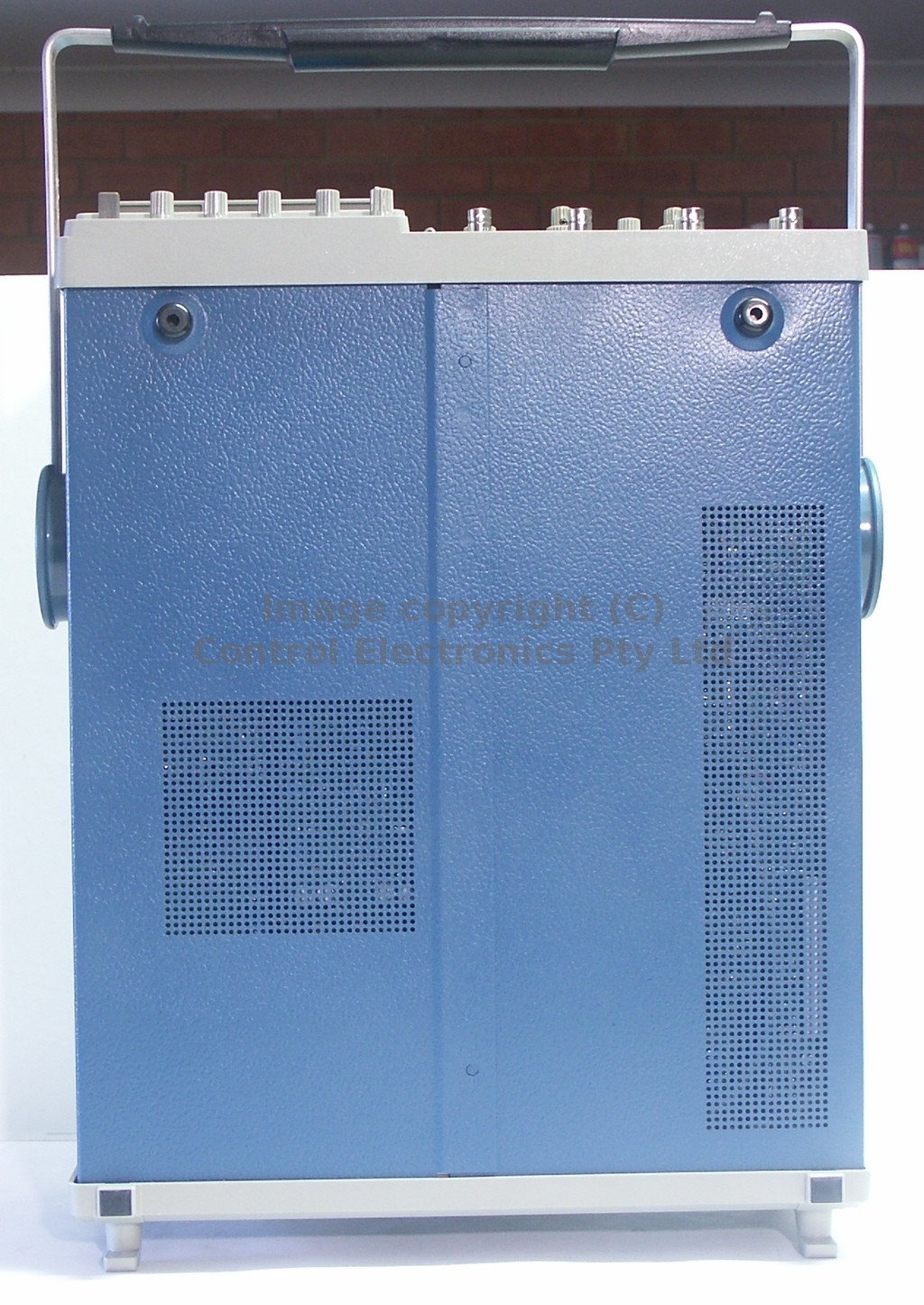 Tektronix 2246 bottom view