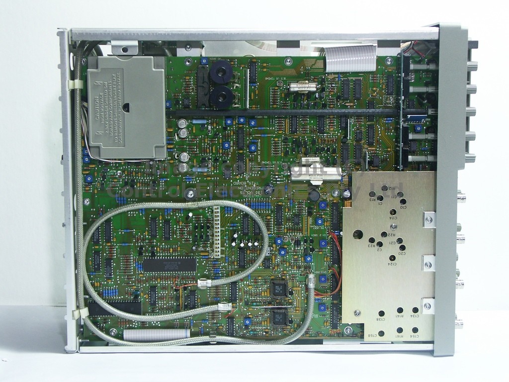 Tektronix 2246 internal view bottom